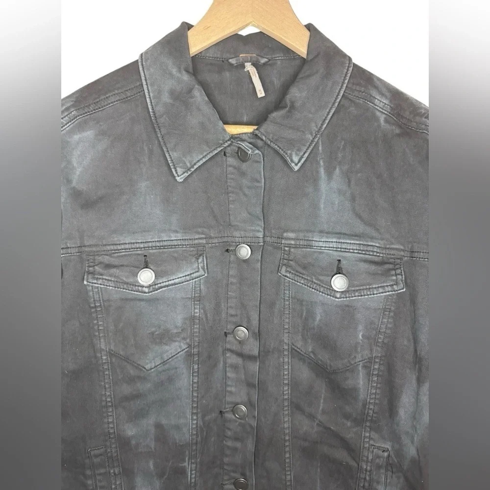 Free People Oversized Tie Dye Denim Jacket Size M - Picture 2 of 8